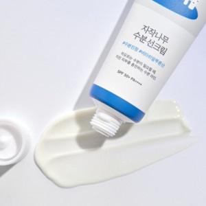 Round Lab Birch Juice Moisturizing Sun Cream - Sunscreen for All Skin Types - Moisturizing, Lightweight, No White Cast