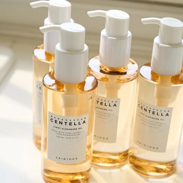 SKIN1004 Madagascar Centella Light Cleansing Oil 30 ml or 200ml