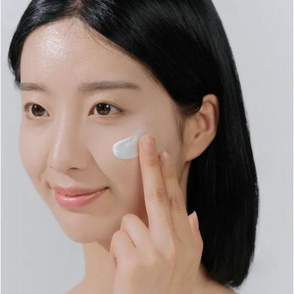 Skin1004 Hyalu-Cica Water-Fit Sun Serum / Sun Stick